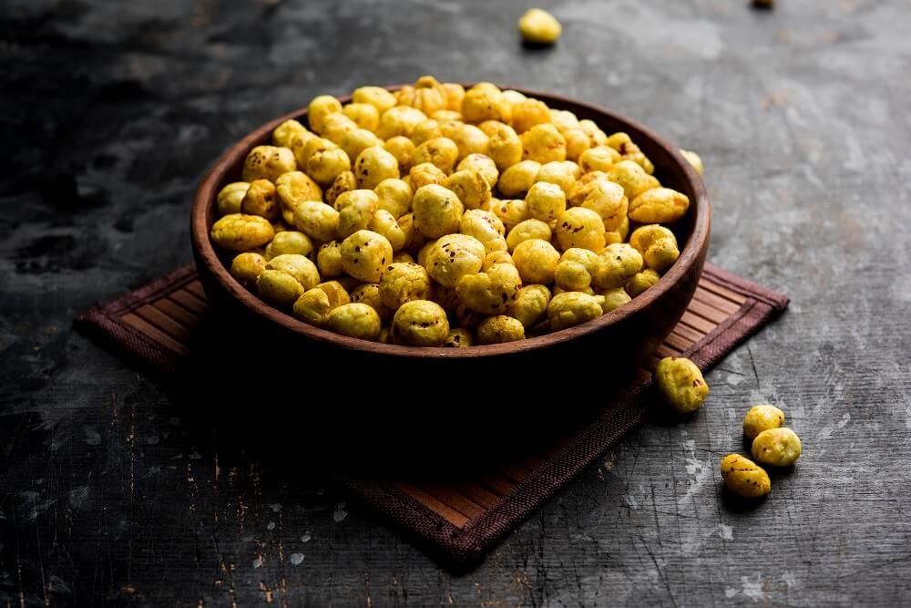 🌾 What is Makhana? India’s Ancient Superfood, Modern Snack!